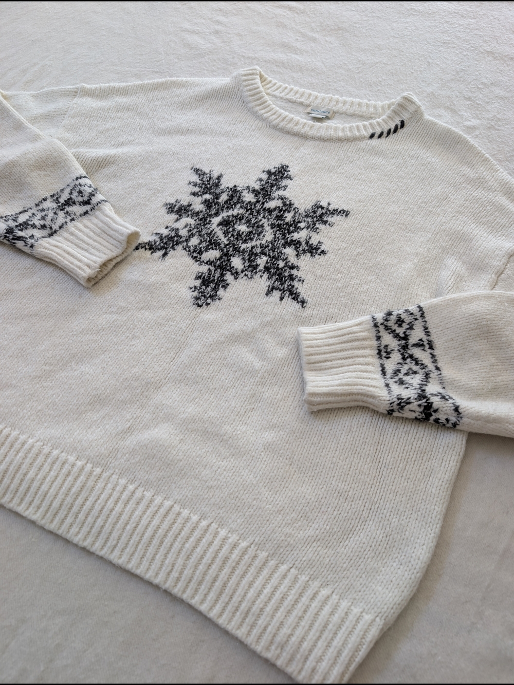 Sundance White Snowflake Knit Sweater XL